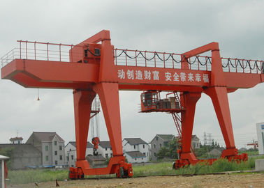 100KN - 3000KN Double Girder Gantry Crane 25 Ton Mobile Outdoor Steel Coil Lifting