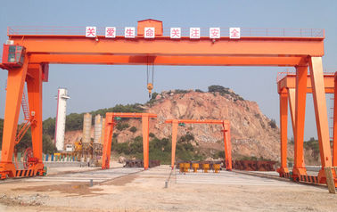 100KN - 3000KN Double Girder Gantry Crane 25 Ton Mobile Outdoor Steel Coil Lifting