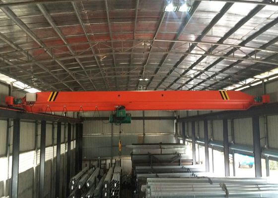 Remote Control 25 Ton Lifting Height 10m Single Girder Overhead Crane