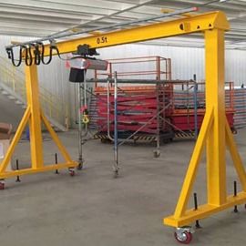 Steel 0.25 ~ 20t Portable Gantry Crane 10m Lifting Height