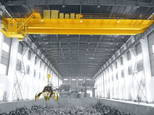 Hydraulic Grapple Grab Overhead Crane Double Girder 3 Phase 380V 50Hz