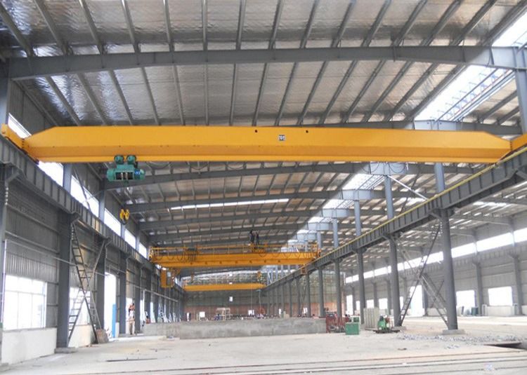 20m/min 25T Industrial Overhead Cranes Single Girder For Warehouse